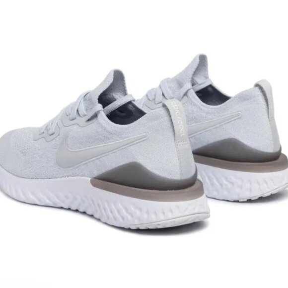 Nike Women's Epic React Flyknit 2 - Picture 2 of 9